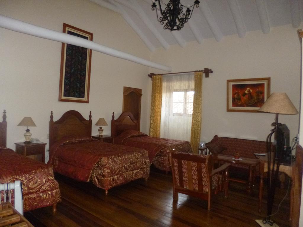 קוסקו Hotel Midori מראה חיצוני תמונה